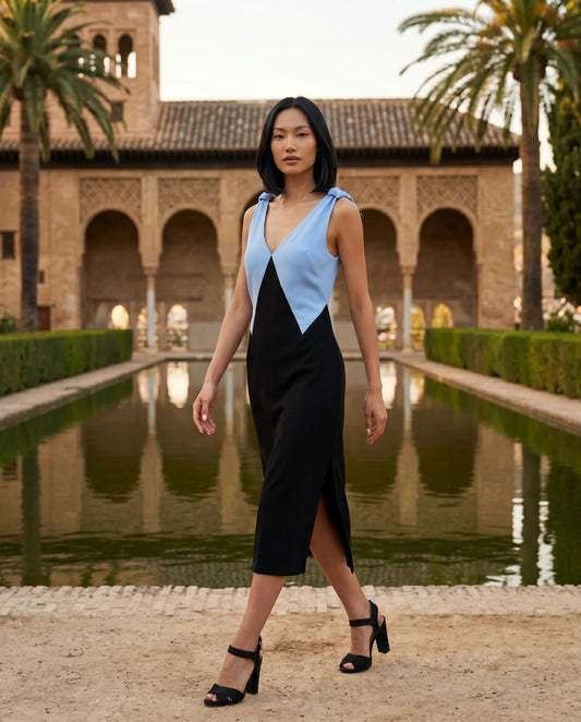 Vestido escote en V azul