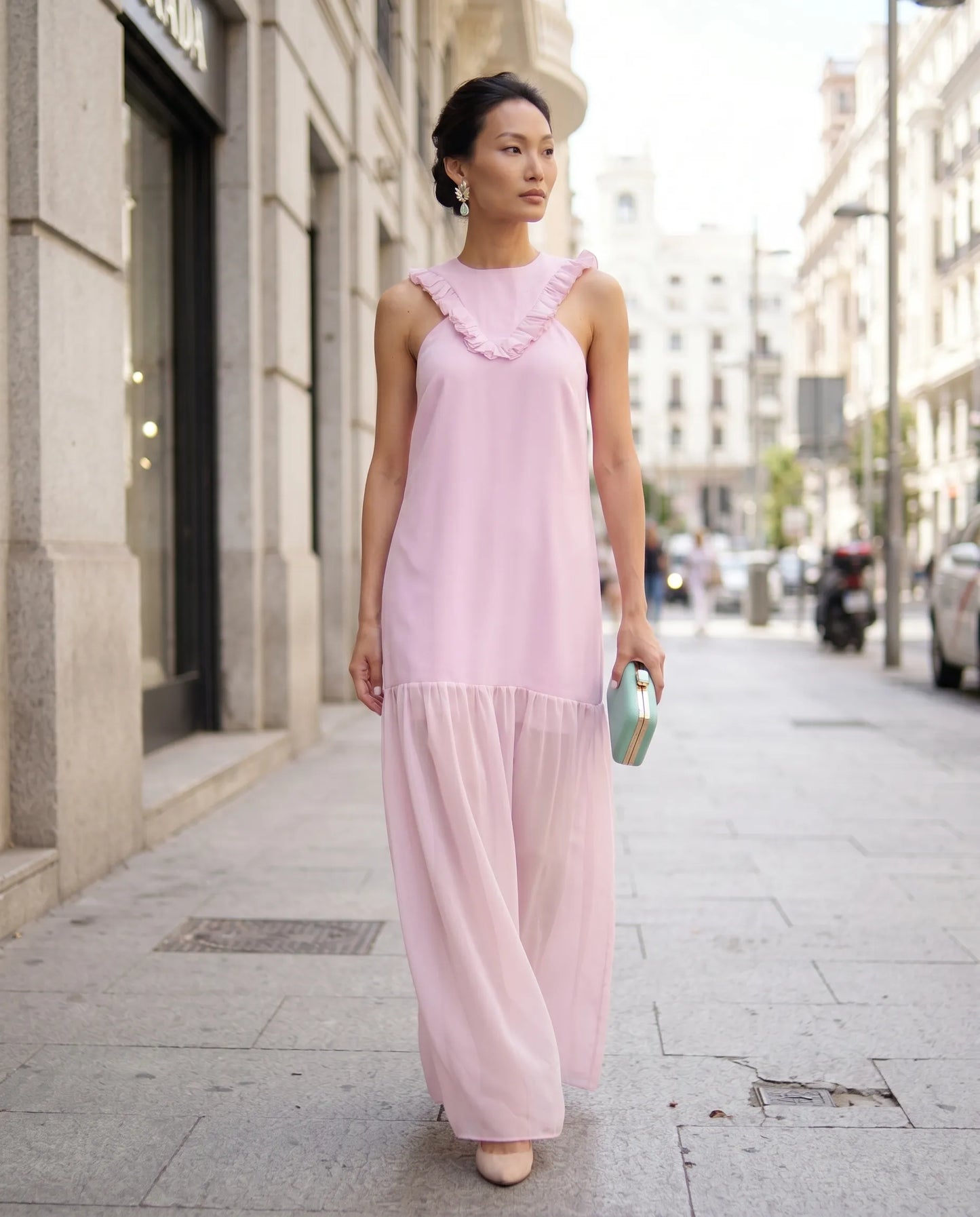Vestido invitada volantes gasa rosa