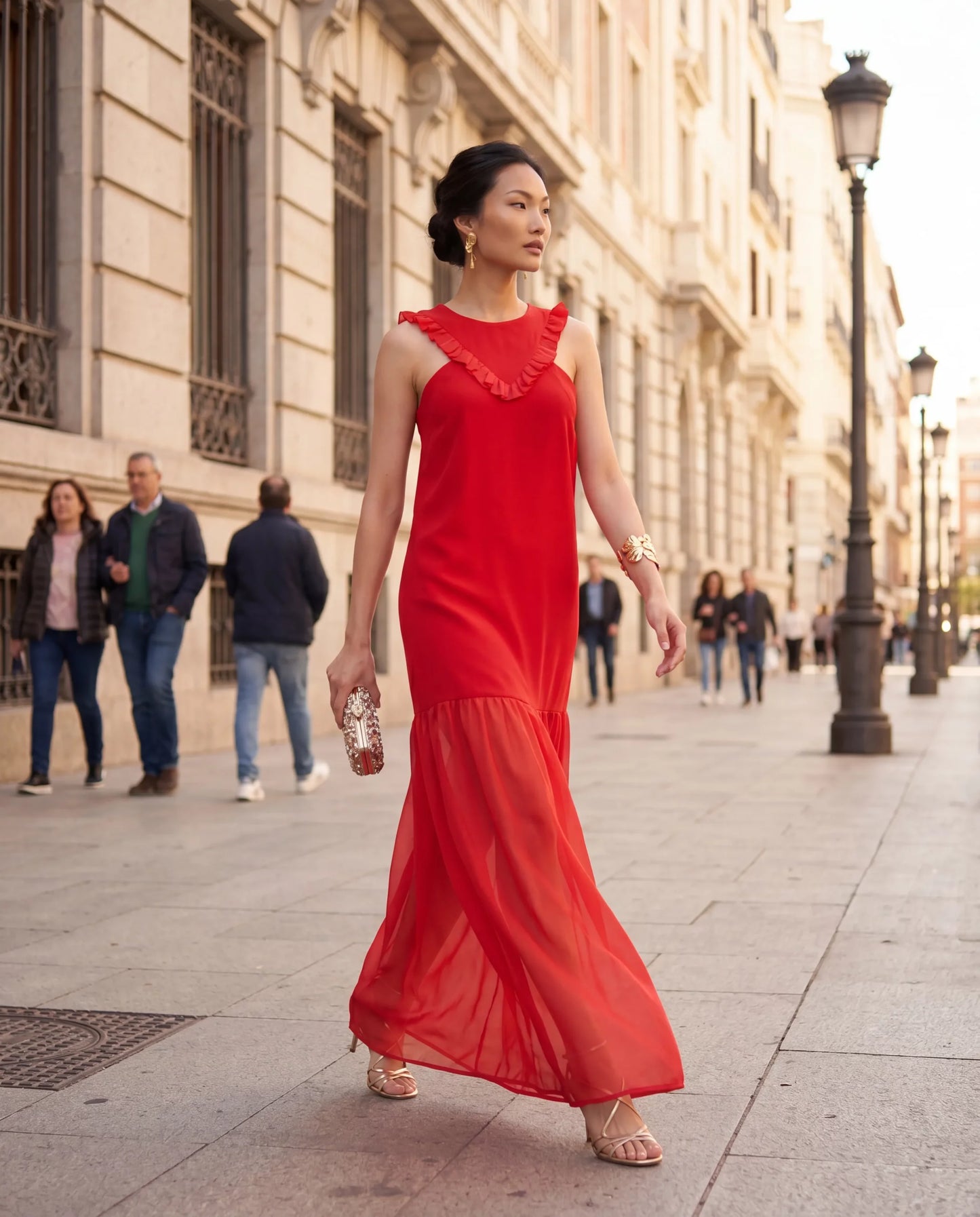 Vestido invitada volantes gasa rojo