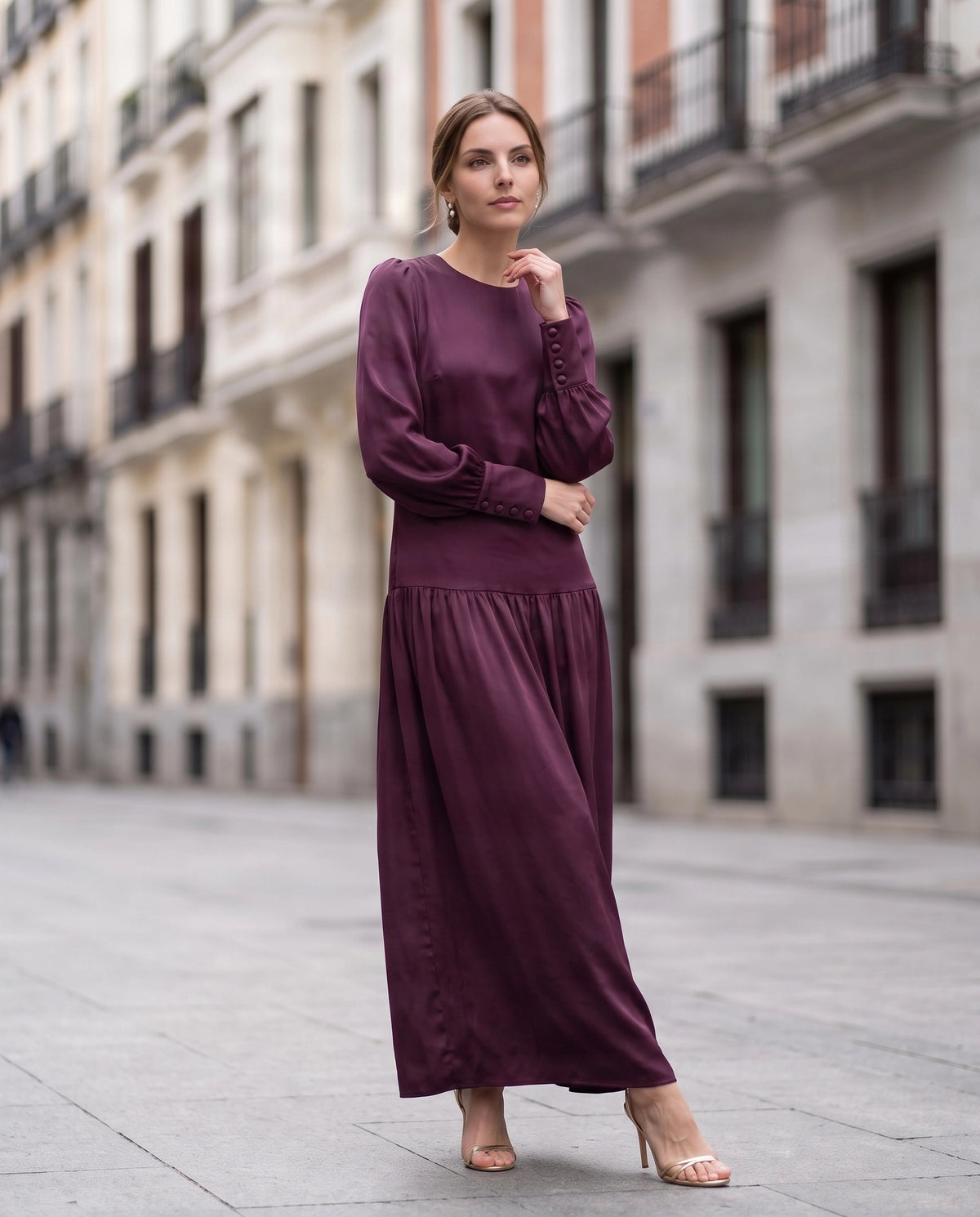 Vestido invitada berengena